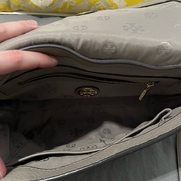Tory Burch Gray Purse - Picture 5 of 8